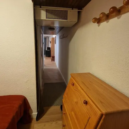 4 Pers Avec Balcon, Au Pied Des Pistes, Proche Esf Et Remontees Mecaniques - Fr-1-516-193 *
